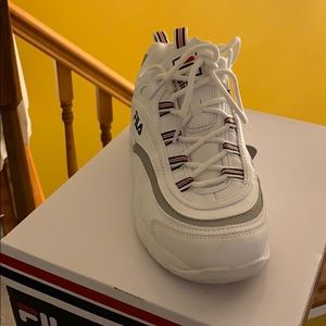 Fila Ray sneaker white womens size 8
